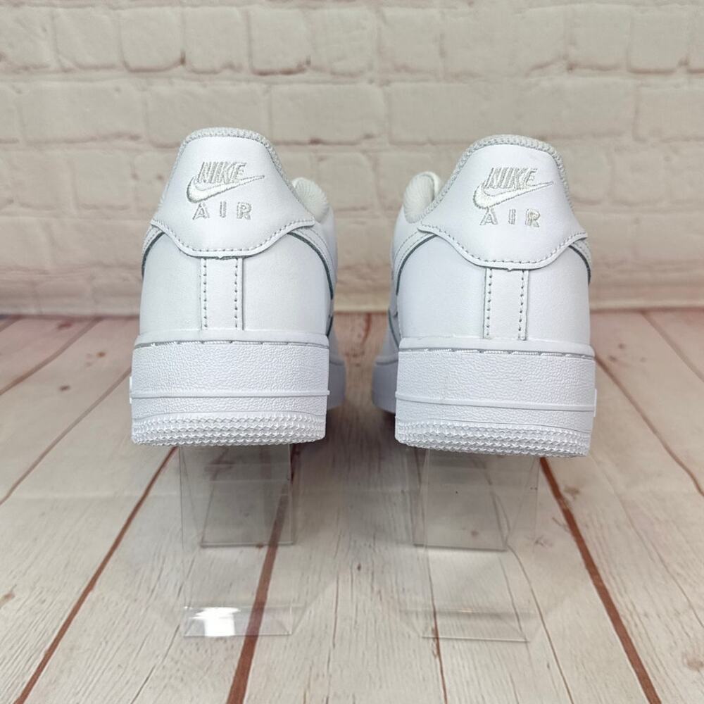 Nike Air Force 1 Low Triple White Shoes Size 7Y/Women's Size 8.5 (DH2920-111) - Picture 9 of 11